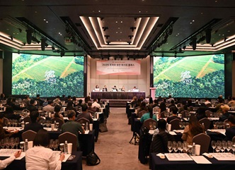 A large-scale presentation of Georgian wine was held in Seoul.