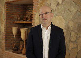 „საქართველოში არის კვალიფიციური ვაზის სანერგეები, რომლებიც უკვე მიმდინარე წლიდან შეძლებენ სერტიფიცირებული ნერგების წარმოებას“, - ლევან მეხუზლა